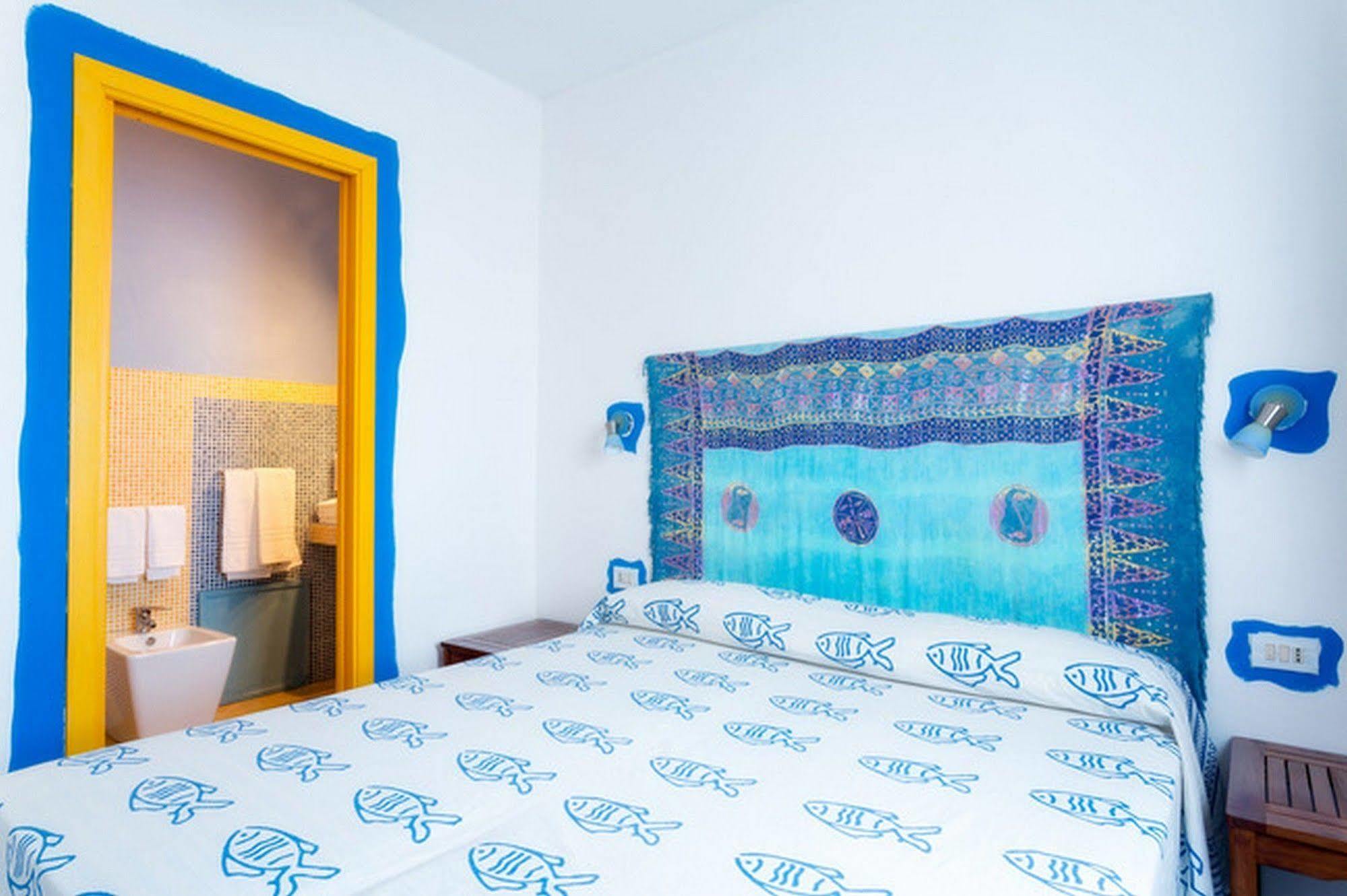 Hotel Clelia Устика Экстерьер фото